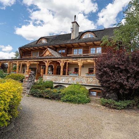 Bed and Breakfast Gosciniec Debowa Gazdowka Ustrzyki Dolne Exterior foto