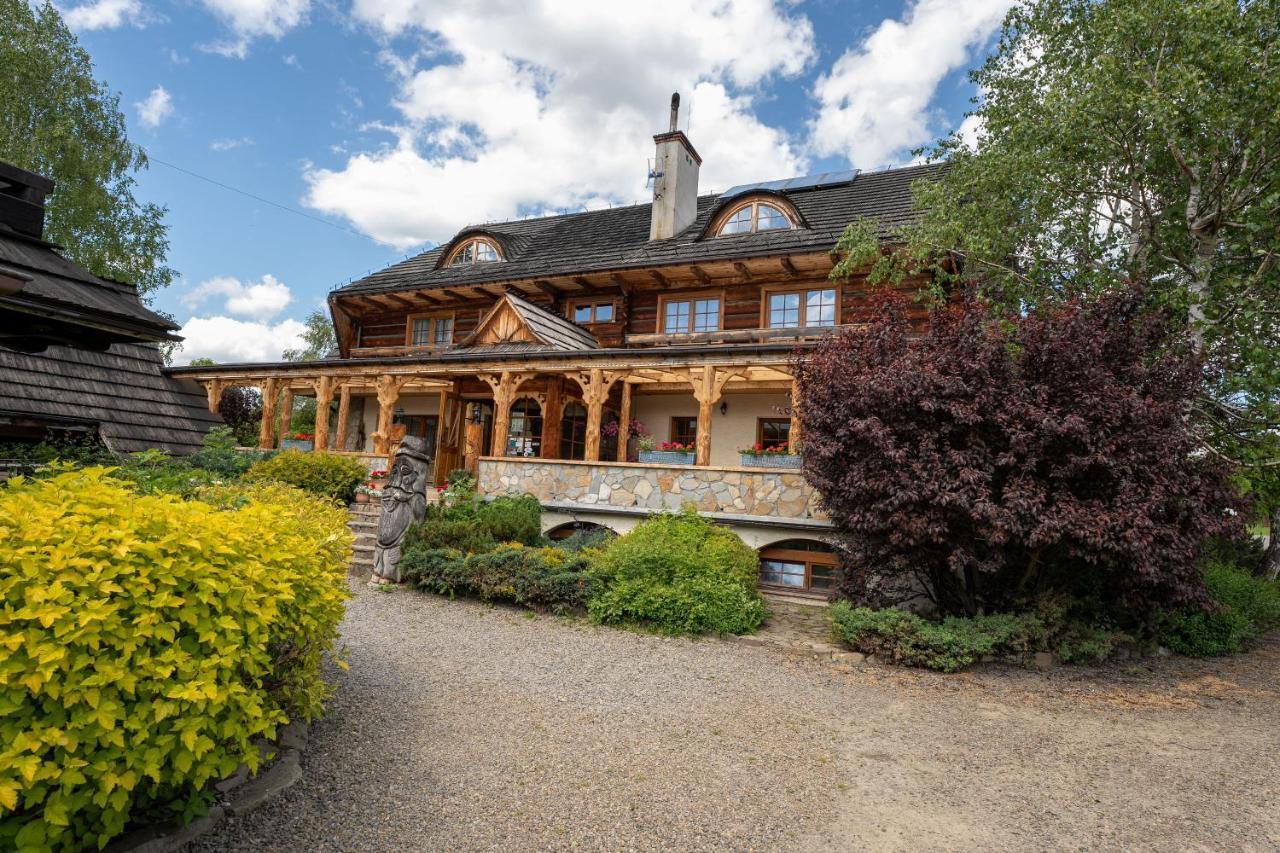Bed and Breakfast Gosciniec Debowa Gazdowka Ustrzyki Dolne Exterior foto